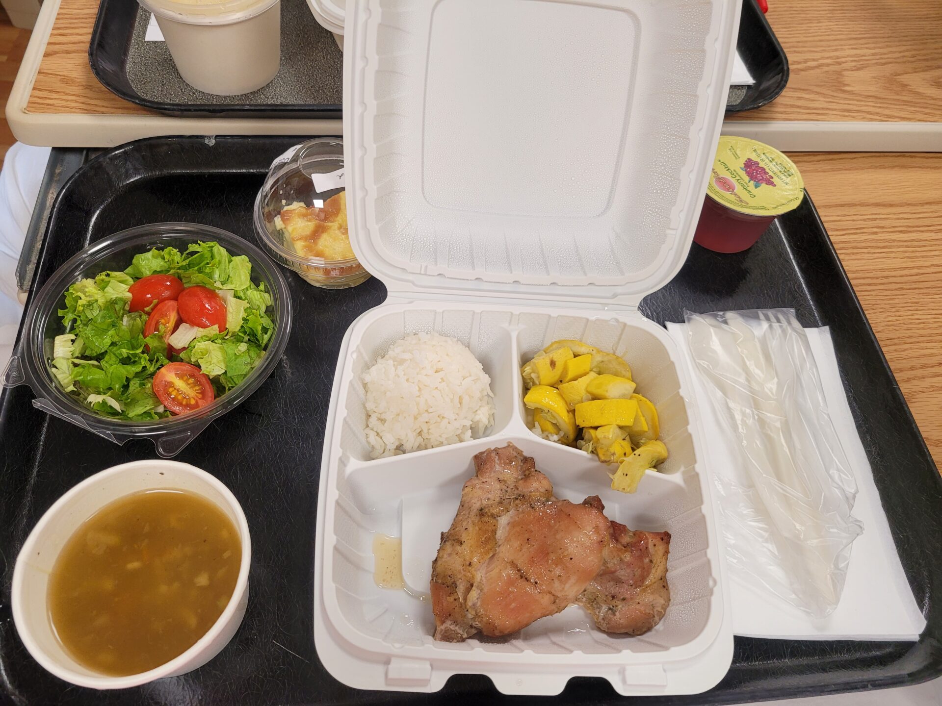 ハワイの病院食