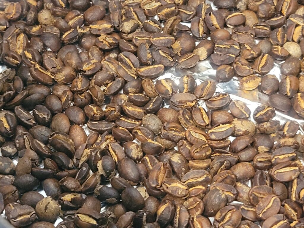 エアフライヤーで焼いたコーヒー豆